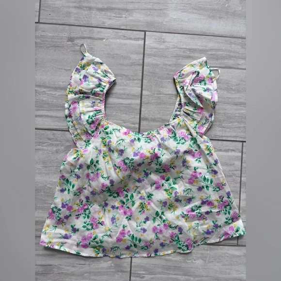 Floral Ruffle Sleeve Top - Picture 3 of 8